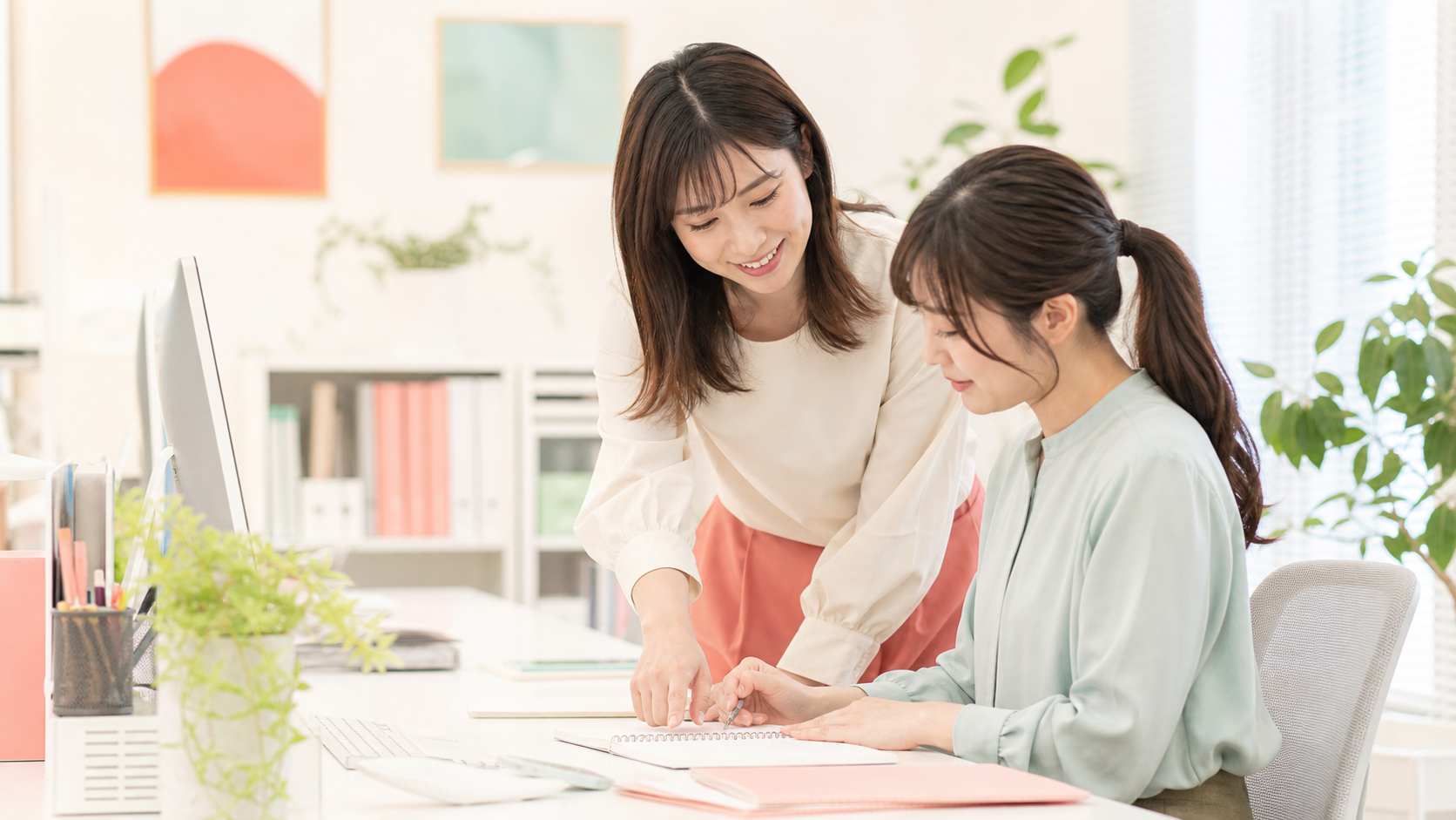 事務・オフィスワークを知ろう｜仕事内容と向いている人の特徴